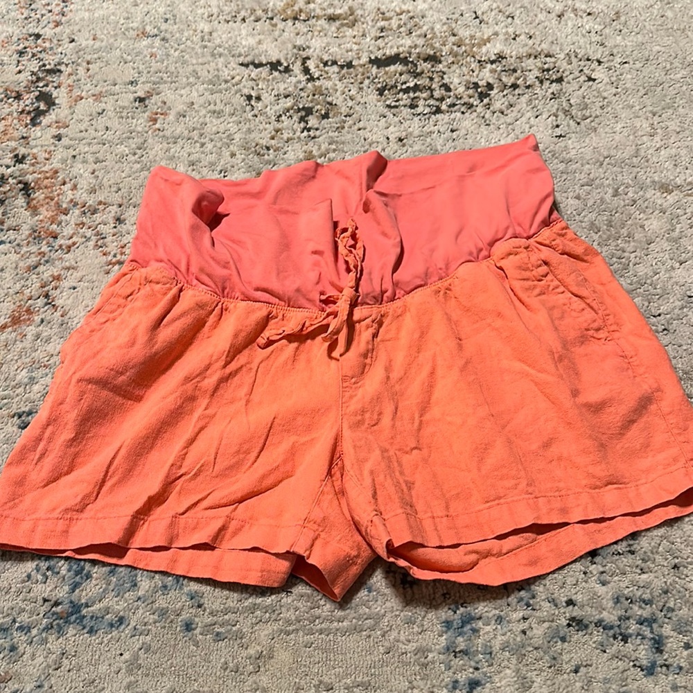 Old Navy Maternity Shorts Size XL